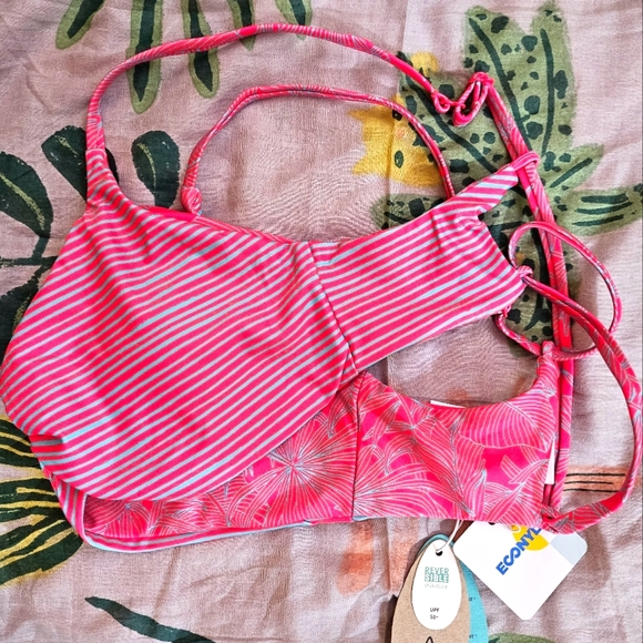 NWT Prana Reversible Swim Top Small ($70 MSRP) - Picture 3 of 5